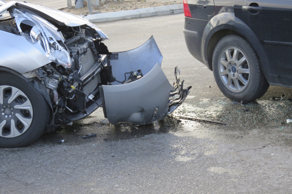 How Bowen Painter Injury Lawyers Can Help After a Left-Turn Accident in Savannah 