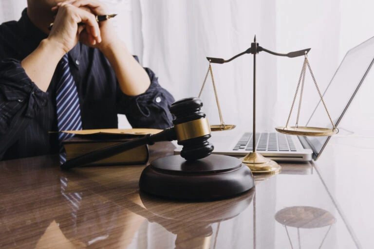 Do-You-Need-a-Personal-Injury-Lawyer-768x512-1 (1)